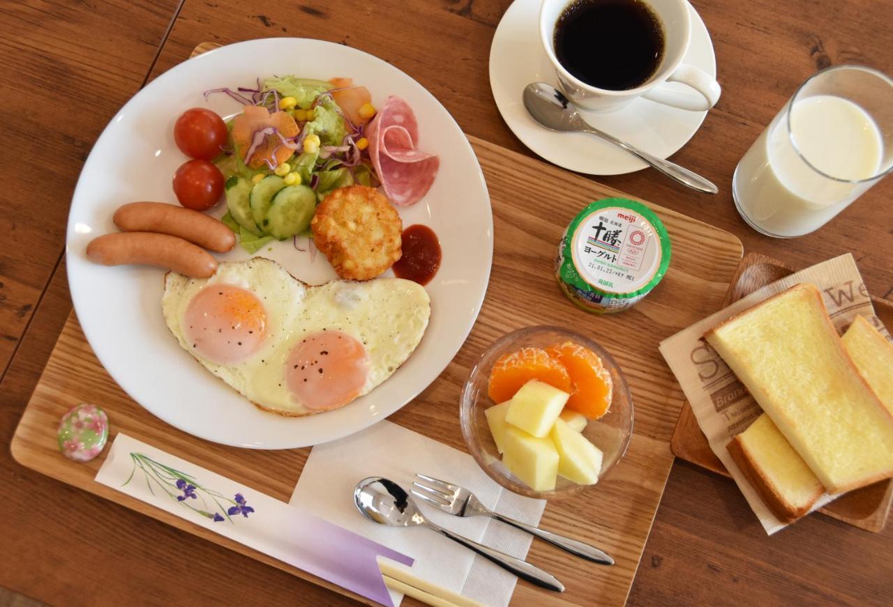 Hotel Hanafuji Inn Nakafurano Exteriér fotografie