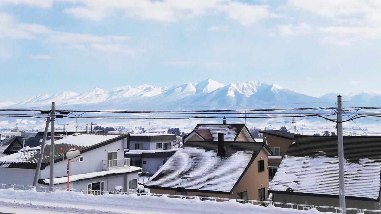 Hotel Hanafuji Inn Nakafurano Exteriér fotografie
