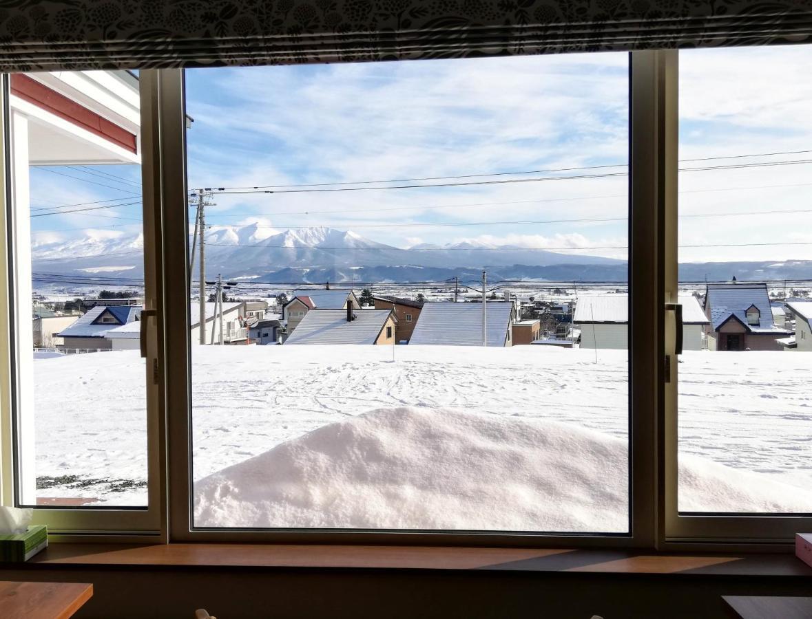 Hotel Hanafuji Inn Nakafurano Exteriér fotografie